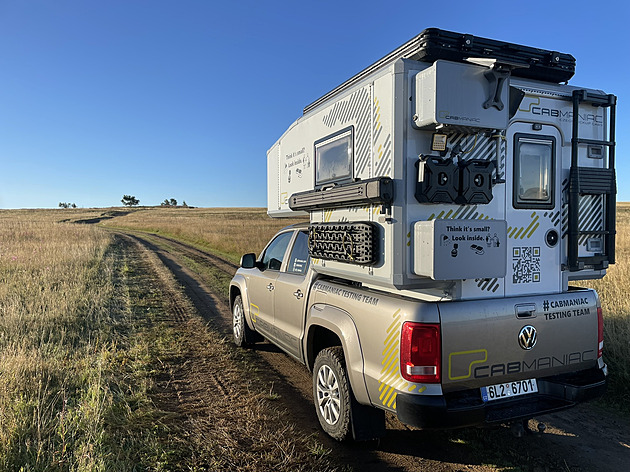 Česká bouda pro dobrodruhy, kterou uveze každý pick-up