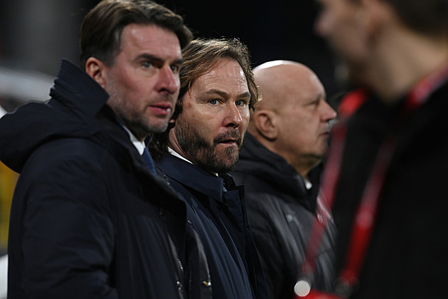 Nedvěd: Nový trenér? Je to složitější, zatím nejsme v souladu. Bude to chvilku trvat