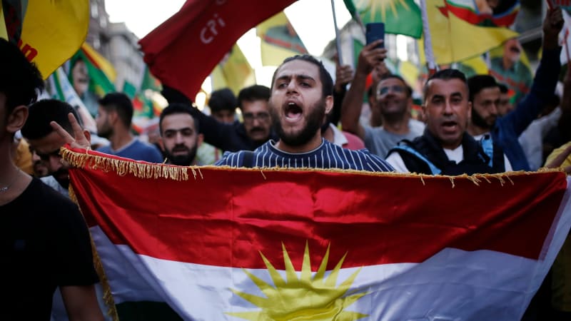 Vyzbrojit Kurdy a zasít chaos. CNN odhaluje tajný plán USA na svržení režimu v Íránu