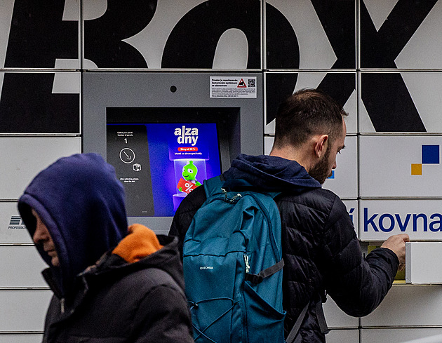 Registrační značky i doklady k vozidlům do výdejních boxů, chce ministerstvo