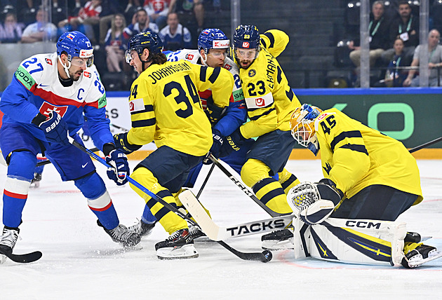 ONLINE: Švédsko - Slovensko 2:1. Seveřané  otáčejí zápas o postup, trefil se Silfverberg