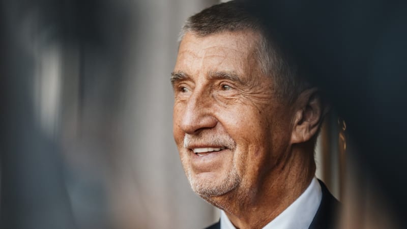 Ke zrušení koncesionářských poplatků postačí novela stávajícího zákona, řekl Babiš