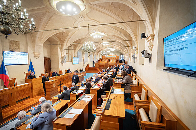 Senát odmítá rozvolnění rozpočtových pravidel, které prosazuje vláda